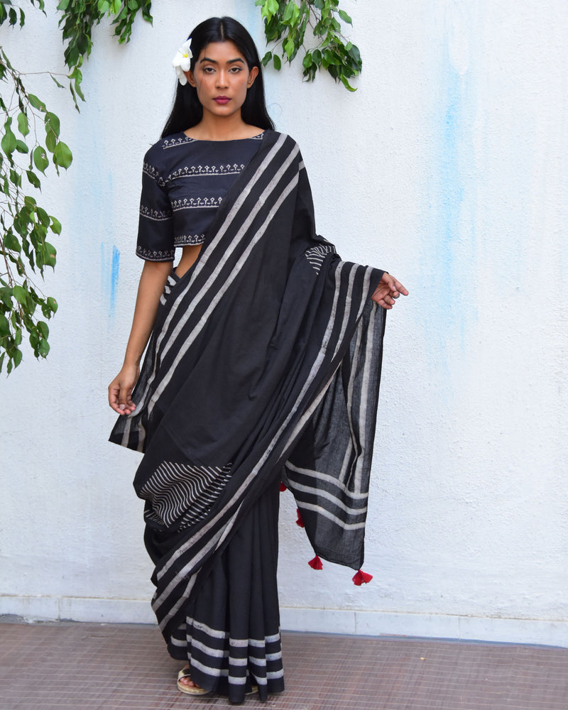 Black Cotton Saree | mul mul cotton saree | Cotton saree online | Black Saree Cotton | Chidiyaa