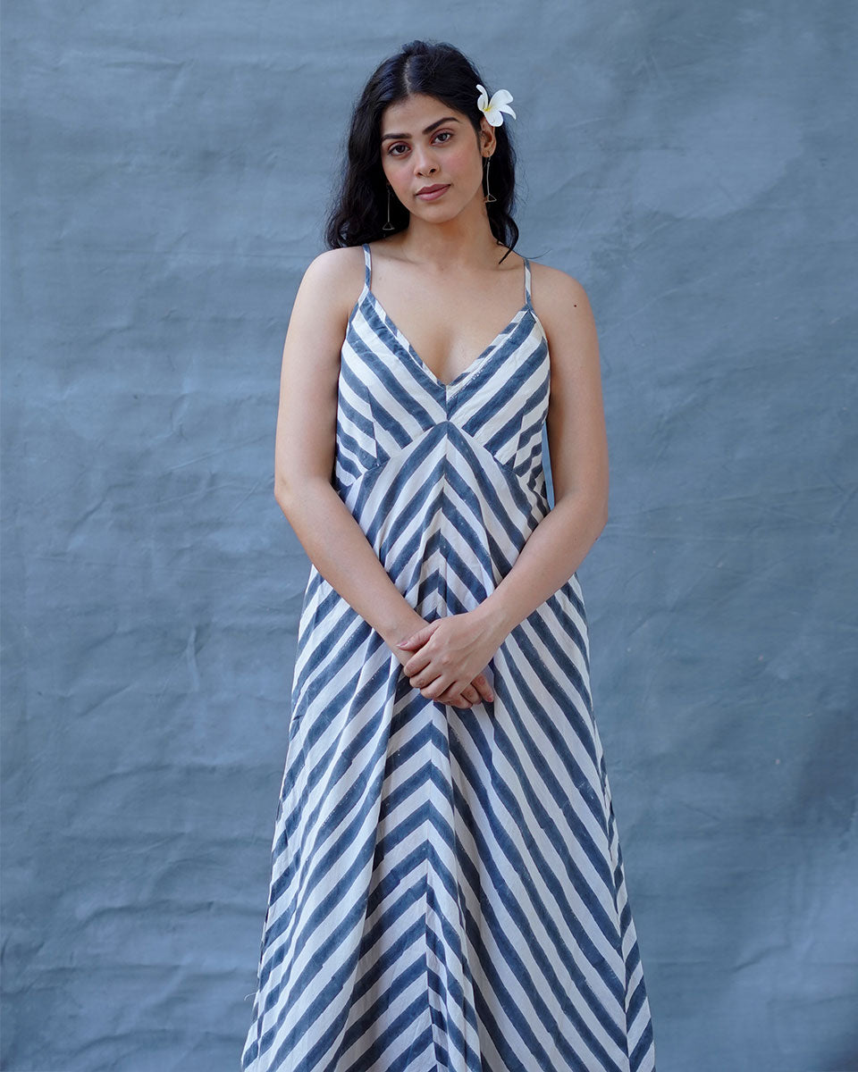 Cloud Kiss Grey Block Printed Dress - BMS