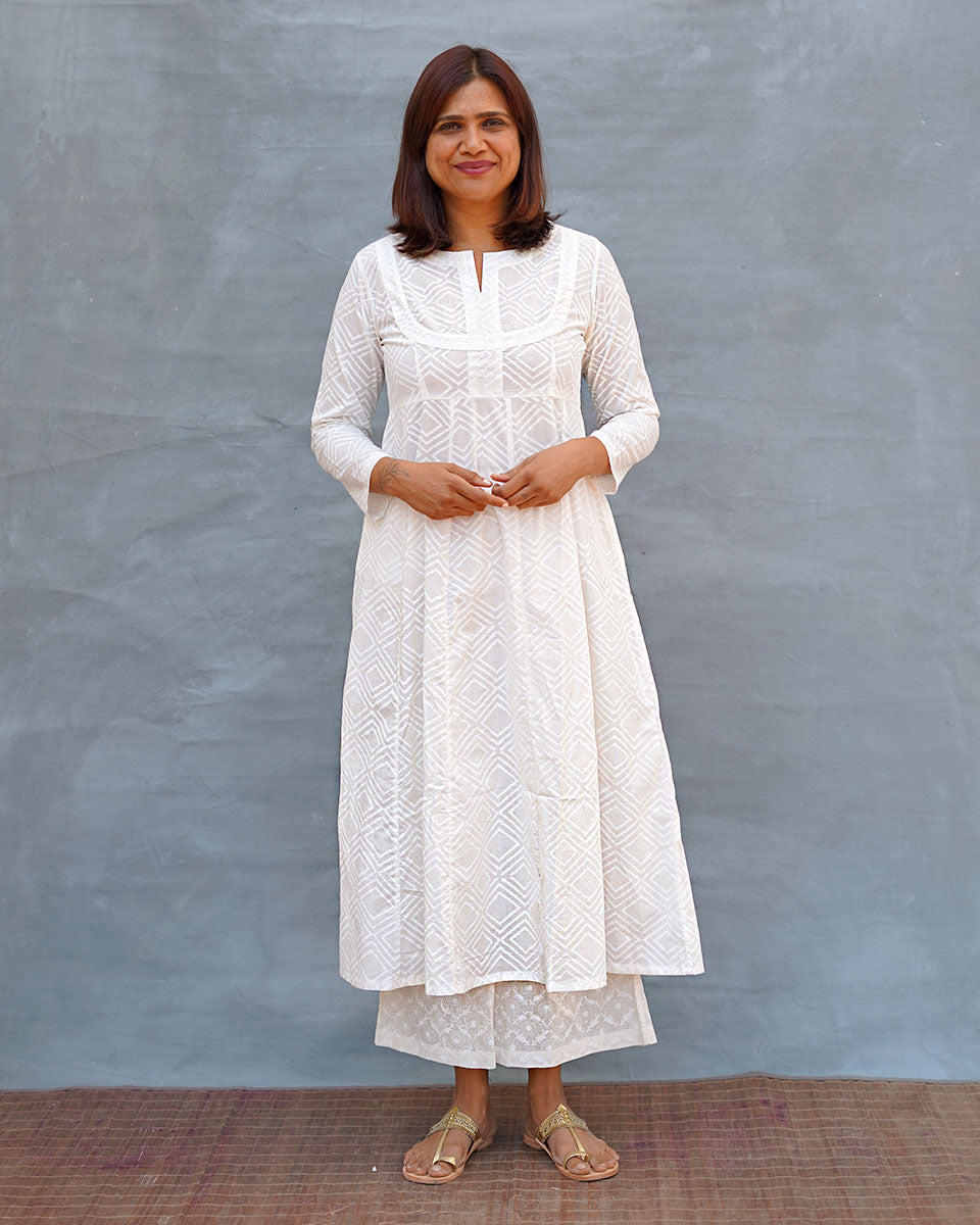 white kurta for women | cotton kurta | kurta for summer