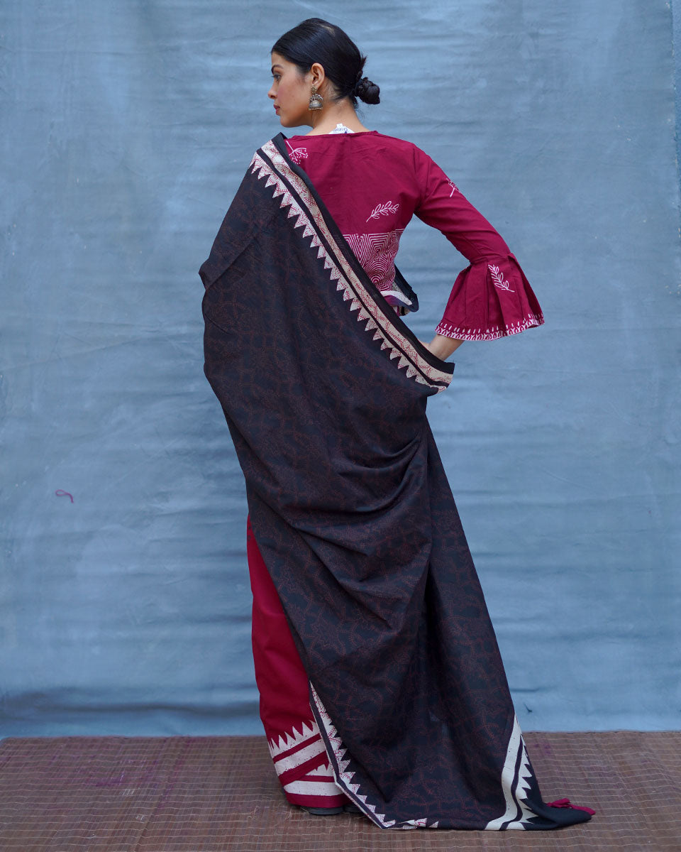 Mrinmoyee Maroon With Black Handblock Printed Cotton Saree - Soil