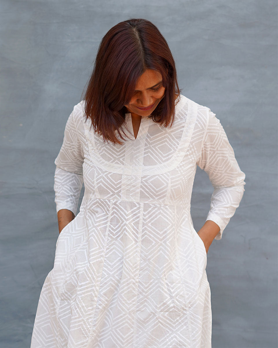 White Wave Handblock Print Cotton Kurta - Safed