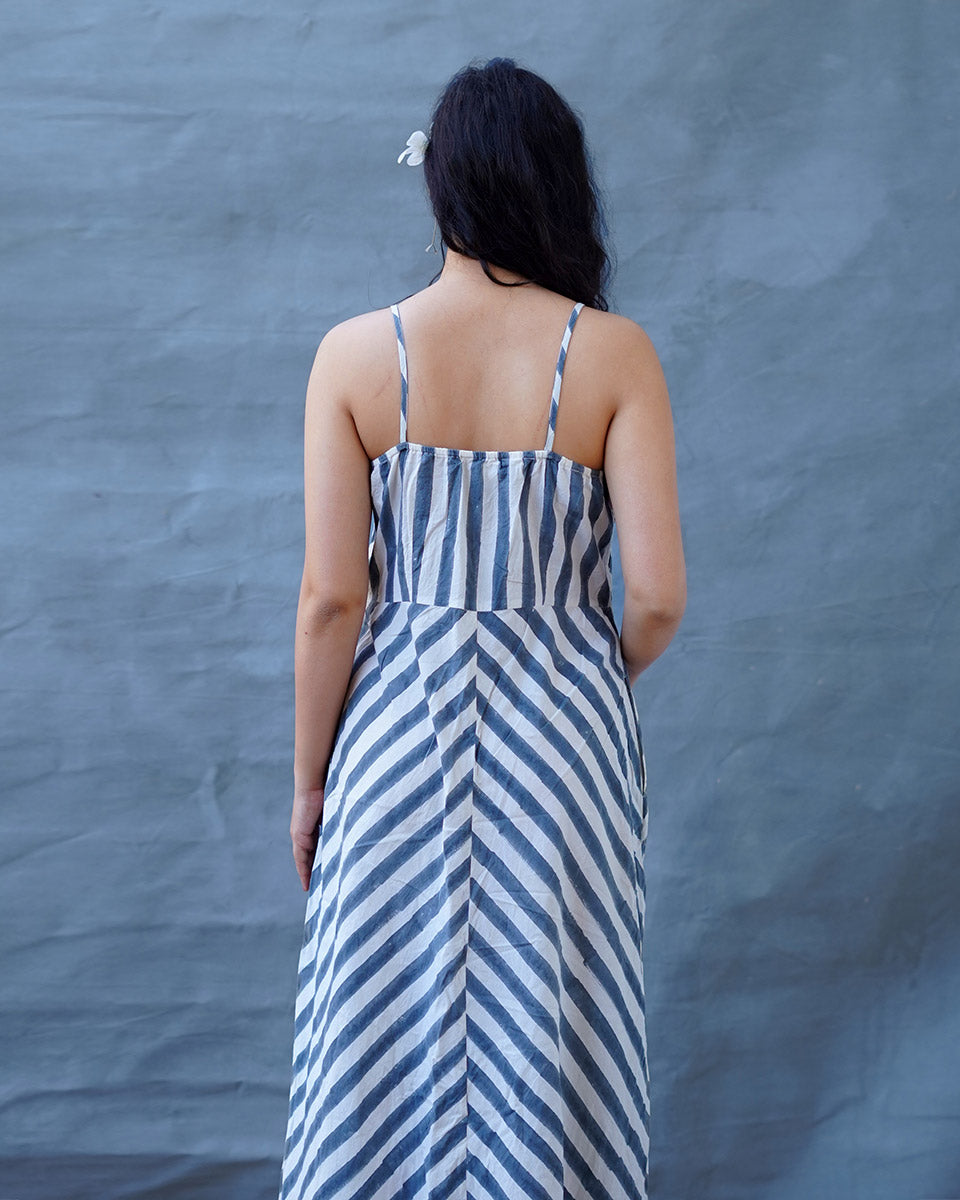Cloud Kiss Grey Block Printed Dress - BMS