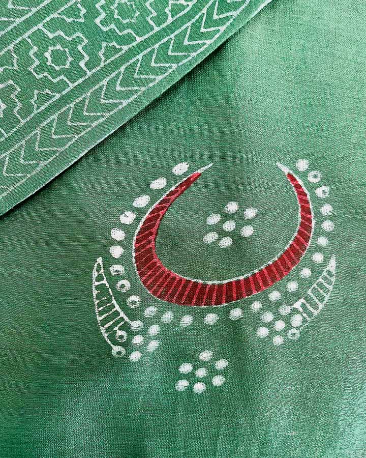 Mere Aangan Mein Green Handblock Printed Chanderi Silk Kurti - CHD