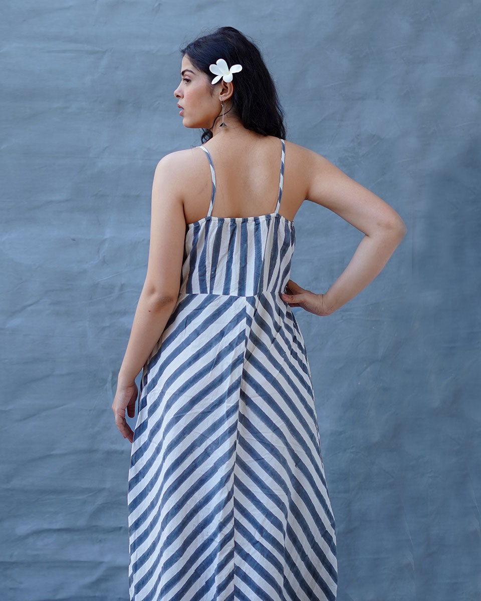 Cloud Kiss Grey Block Printed Dress - BMS