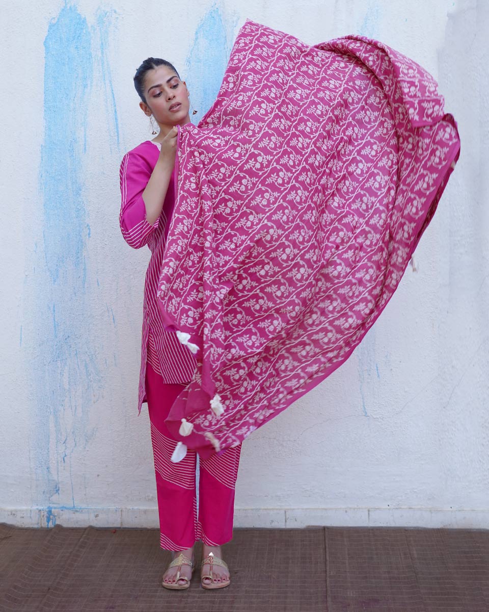 Mayuri Pink Handblock Print Cotton Dupatta - BFG