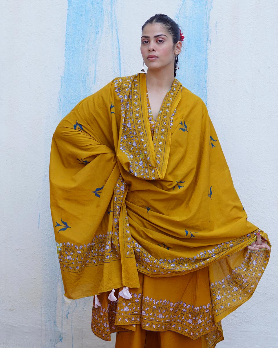 Udti-Phirti Mustard Yellow Handblock Print Cotton Dupatta - BFG