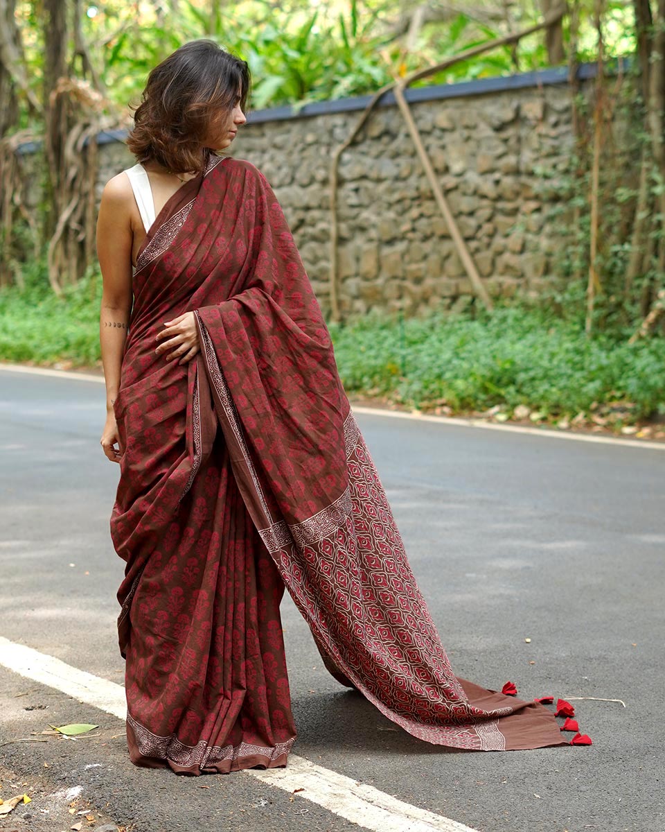Tiramisu Barfi Maroon Brown Handblock Print Cotton Saree - PBC