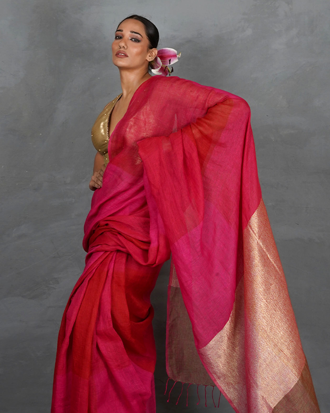 Inner Glow Red With Pink Handwoven Linen Saree - TARA