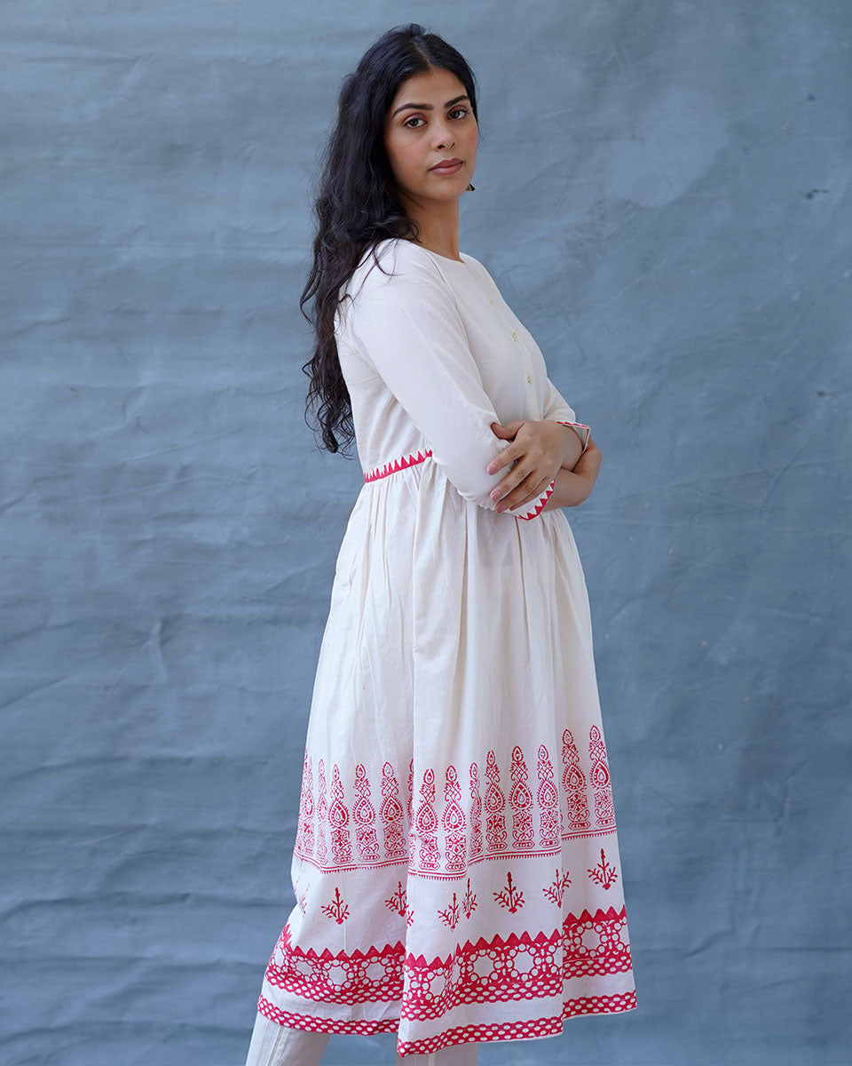 Zubeira Blockprinted Cotton Kurta Set - BGVL