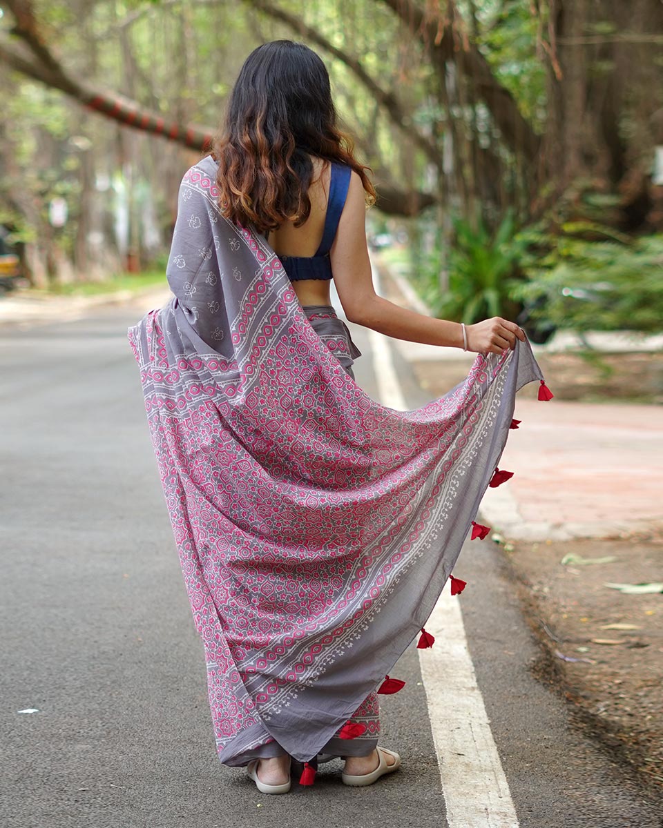 Rose Milk Cake Grey With Pink Handblock Print Cotton Saree - PBC