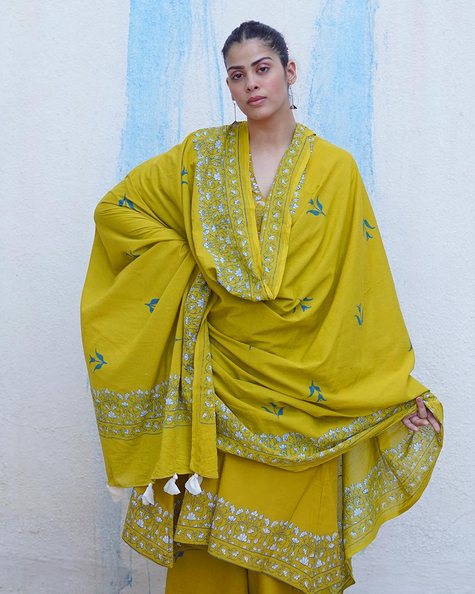 Udti-Phirti Mustard Yellow Handblock Print Cotton Dupatta - BFG