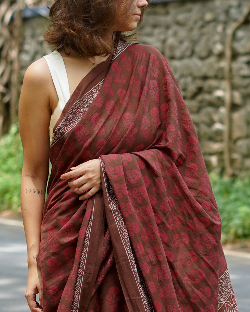 Tiramisu Barfi Maroon Brown Handblock Print Cotton Saree - PBC