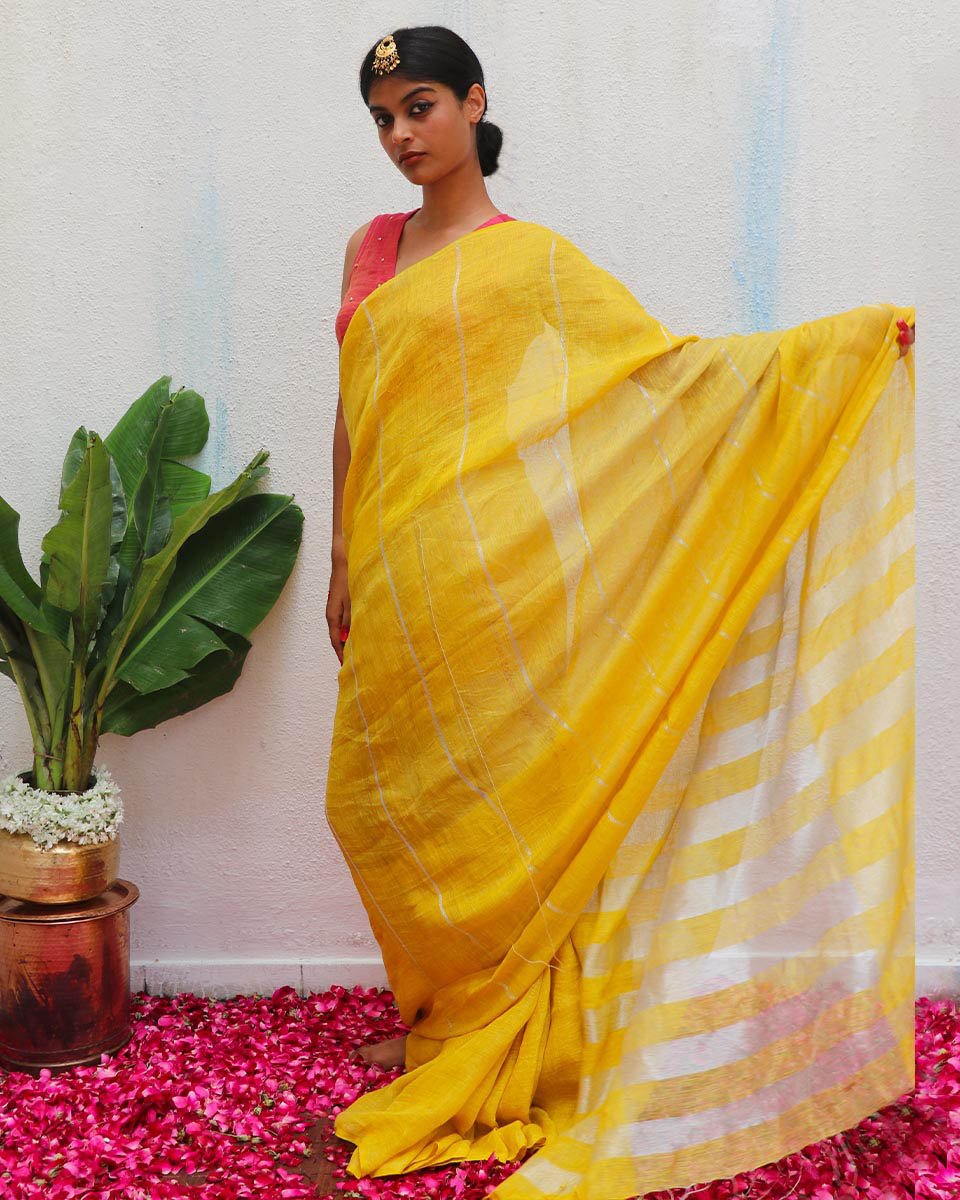 Arunima Handwoven Linen Zari Saree - Eknoor