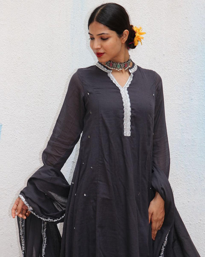 MULMUL KRITI BLOCK PRINTED KURTA-PANTS & DUPATTA SET