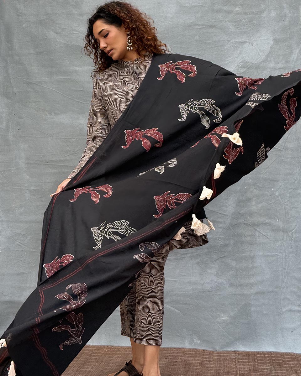 Drifting Through Dawn Blockprinted Cotton Dupatta