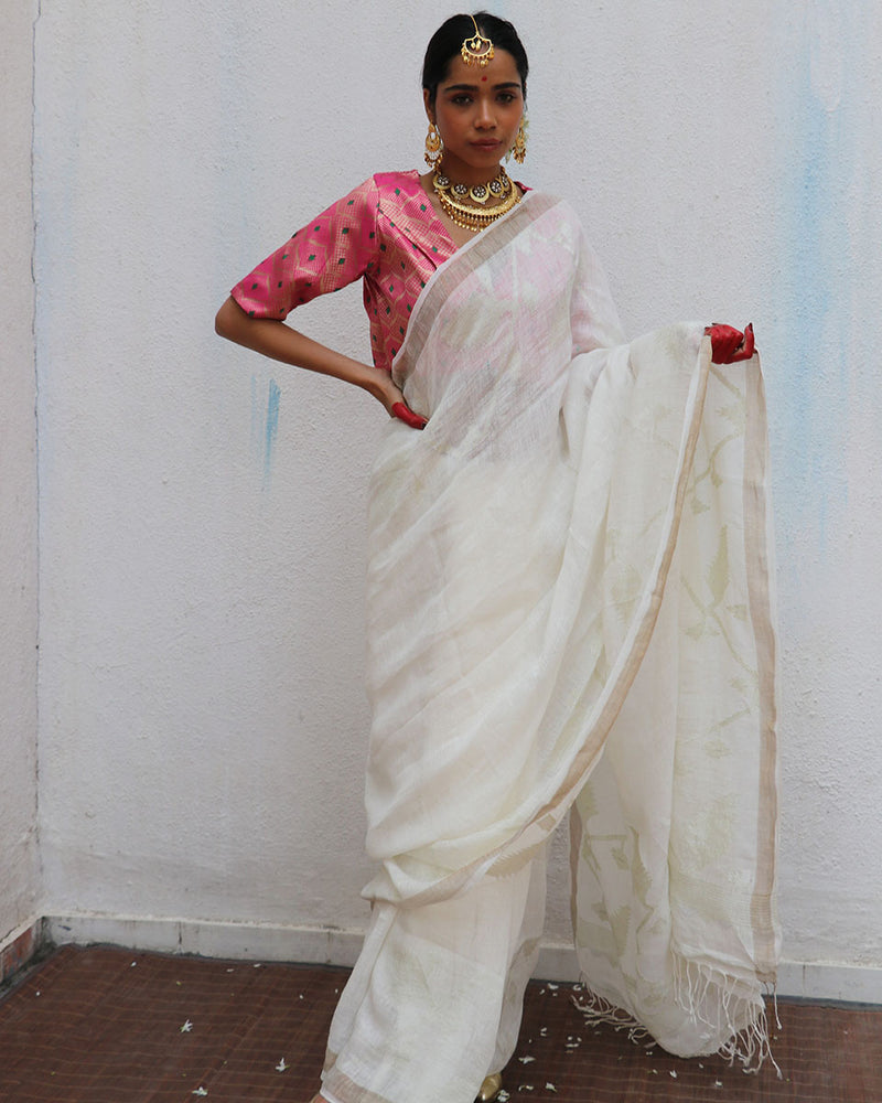 Buy White-Red Handwoven Jamdani Linen Saree Online at Jaypore.com