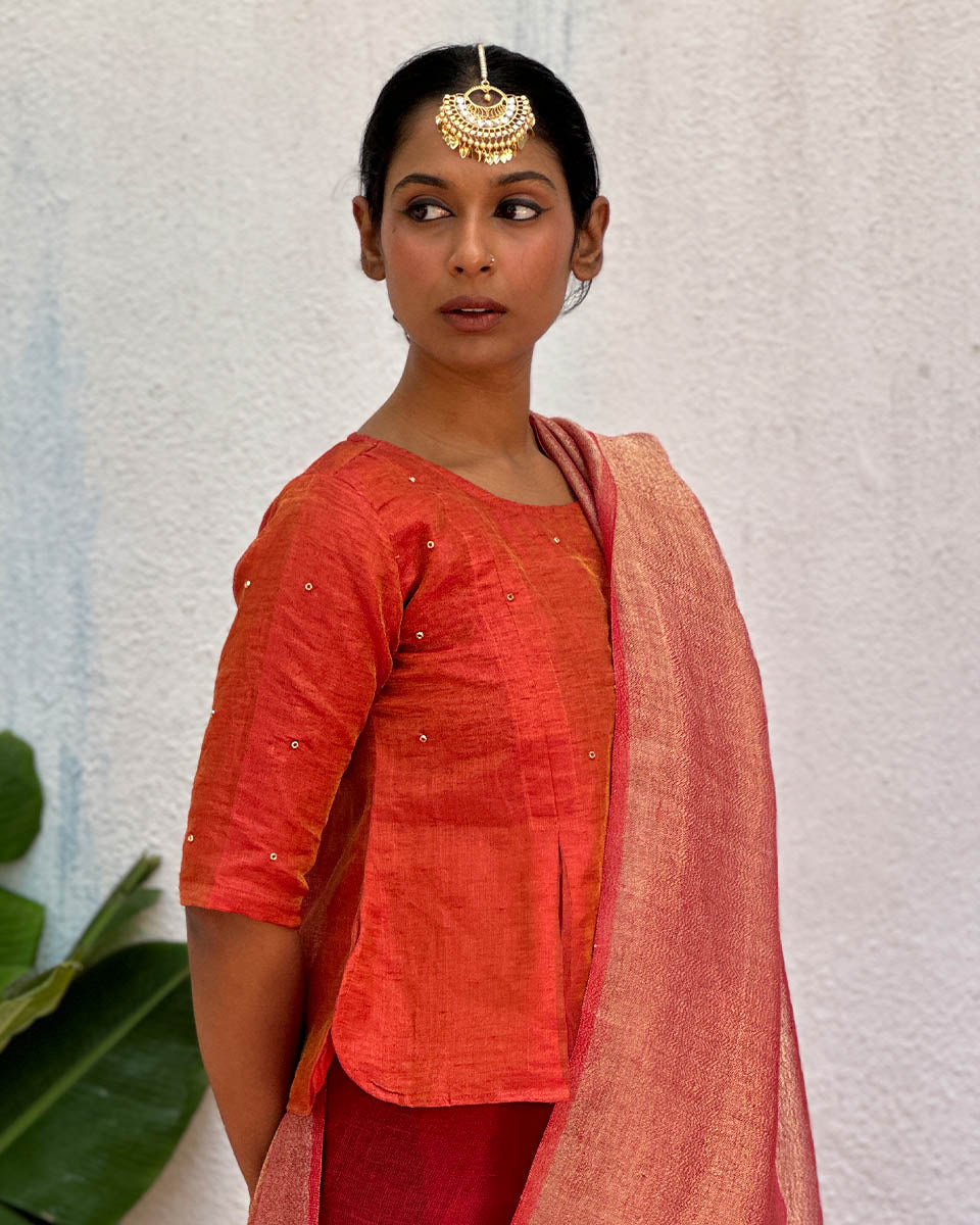 Dipti Handwoven Linen Zari Blouse - Eknoor