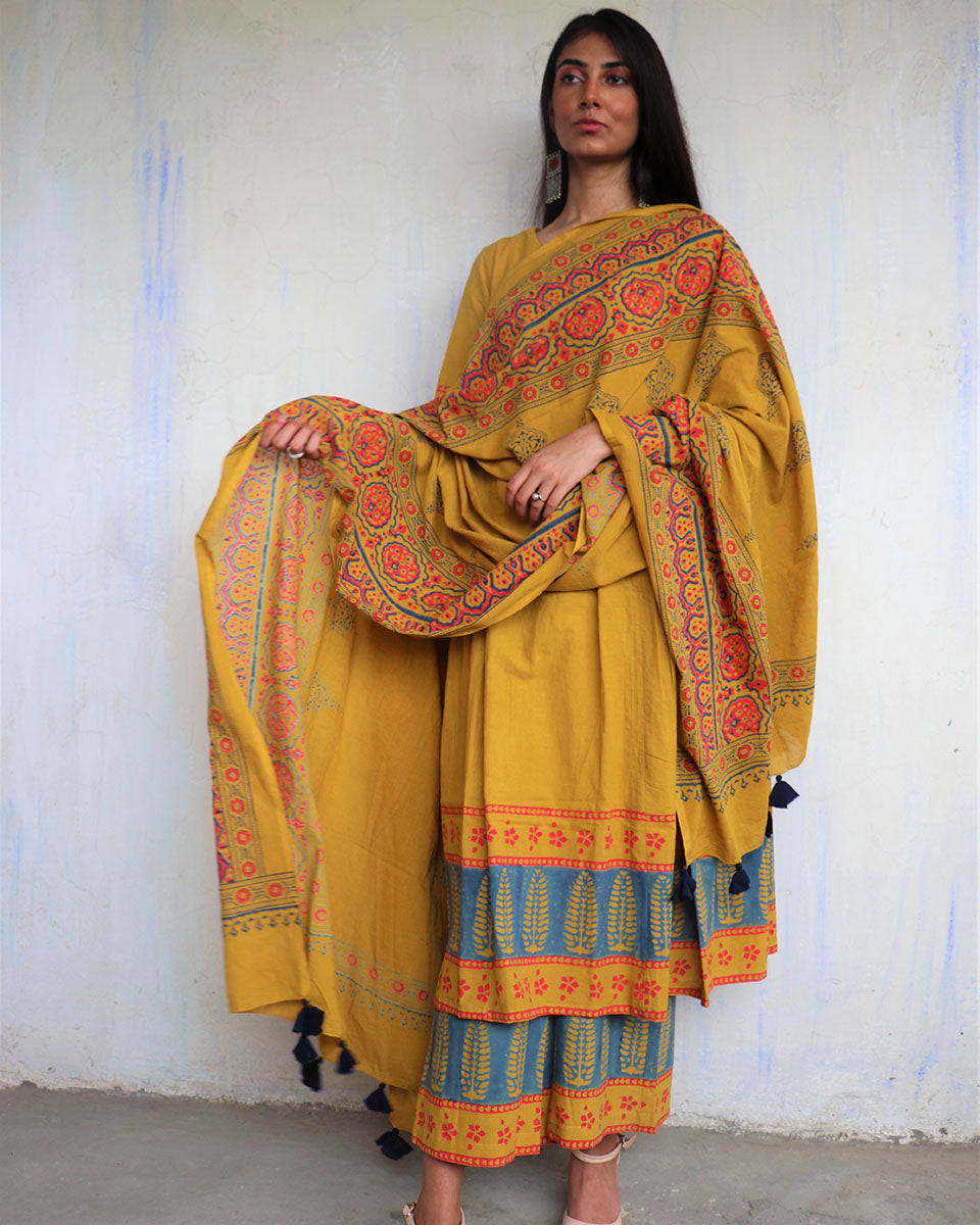 Yellow Pure Cotton Block Printed Dupatta-Ajooni