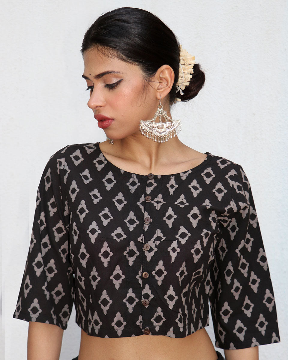Buy Cotton Crop Top Blouses Online | Block print blouse designs – Chidiyaa