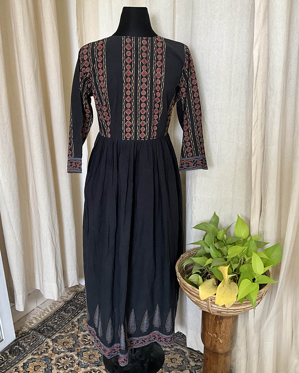 Black Handblock printed kurta - Love Despite