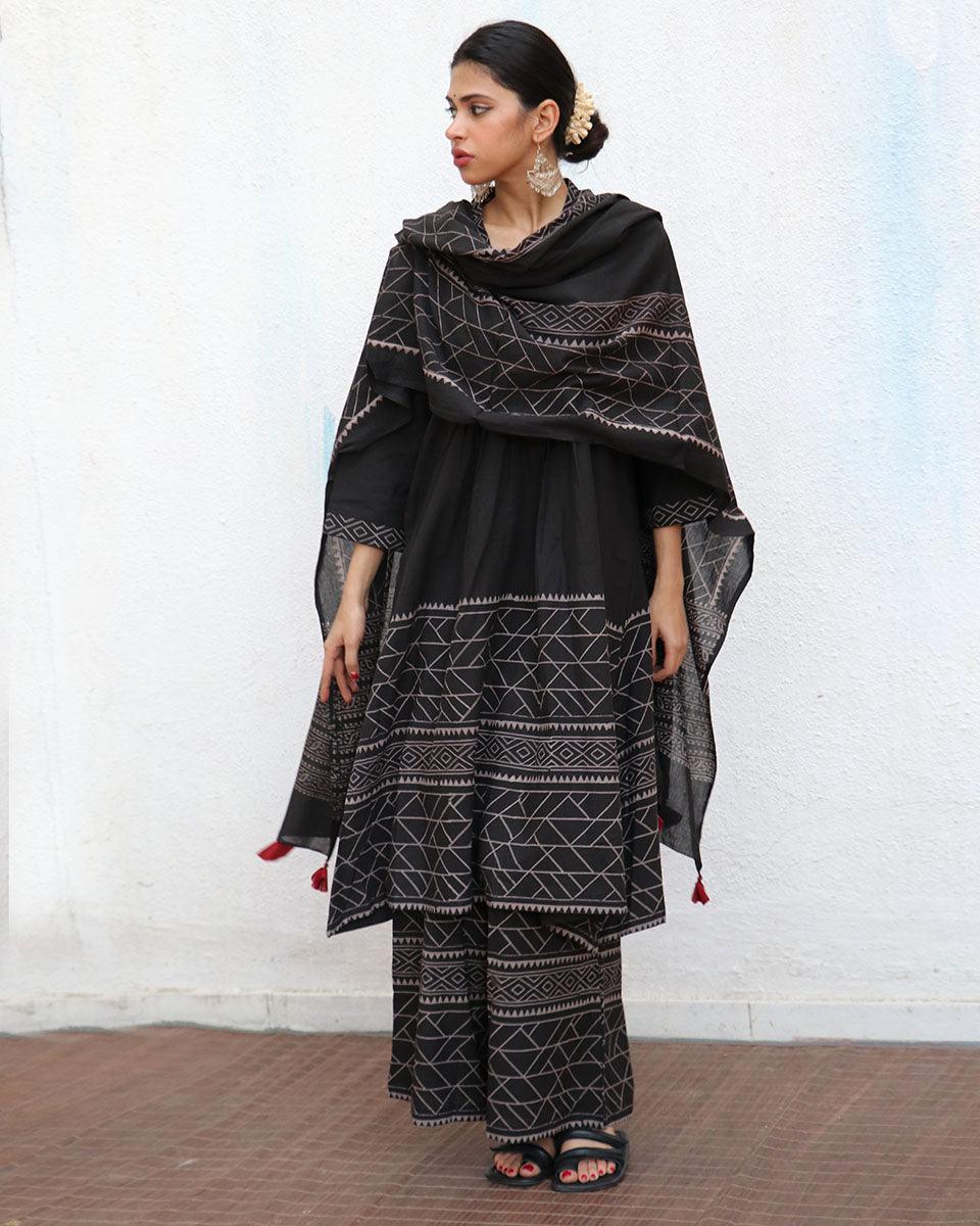 Saadiyah Blockprinted Cotton Dupatta - NOMAD