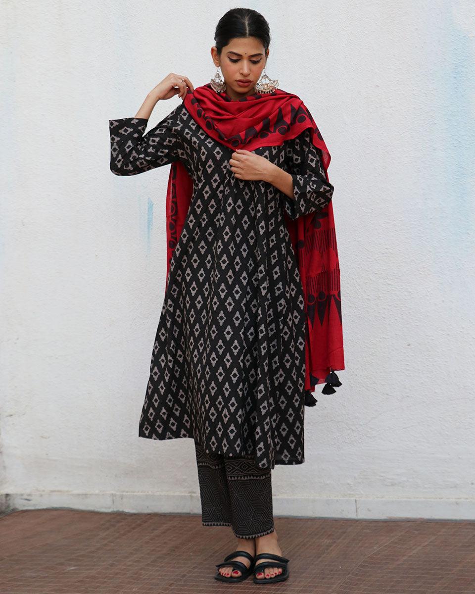 Marley Blockprinted Cotton Dupatta - NOMAD