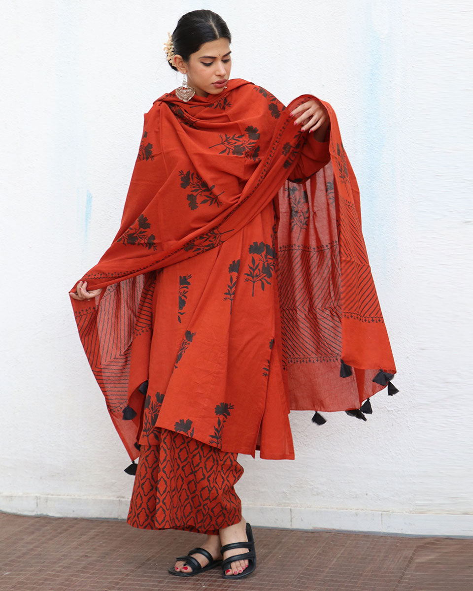 Raahi Blockprinted Cotton Kurta Set - NOMAD