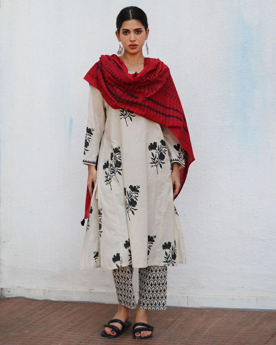 Gaia Blockprinted Cotton Dupatta - NOMAD