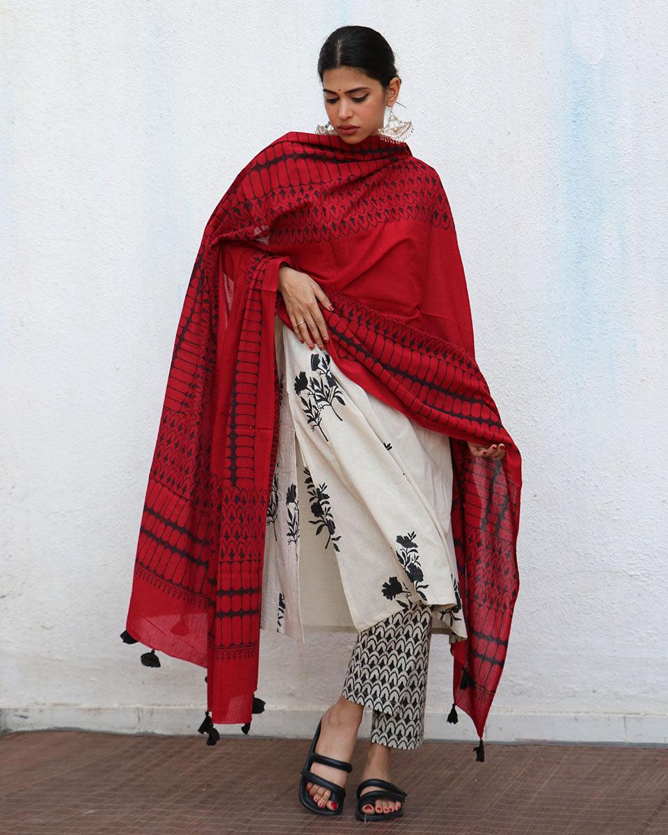 Gaia Blockprinted Cotton Dupatta - NOMAD