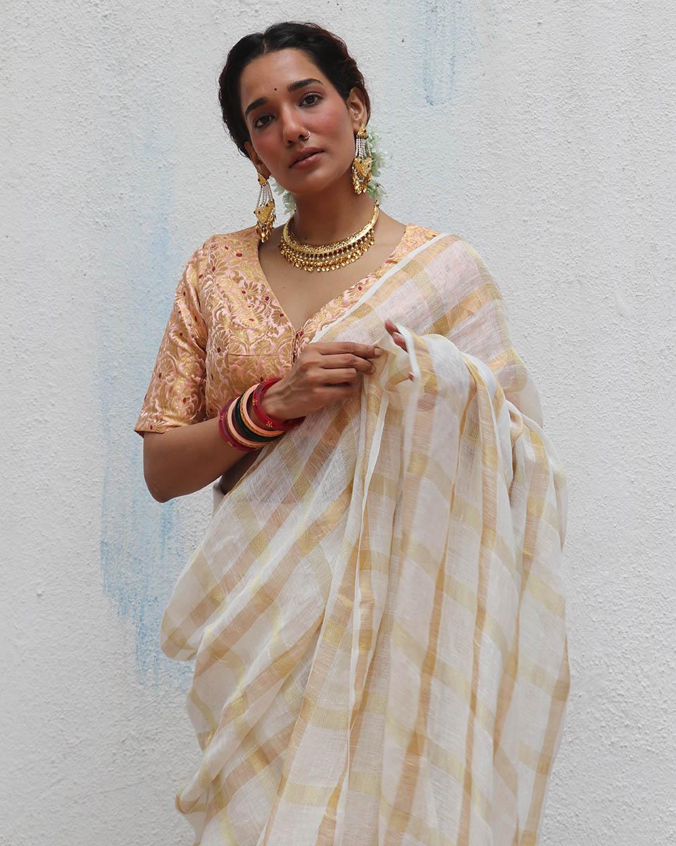 Devaki Handwoven Linen Zari Saree - Onam