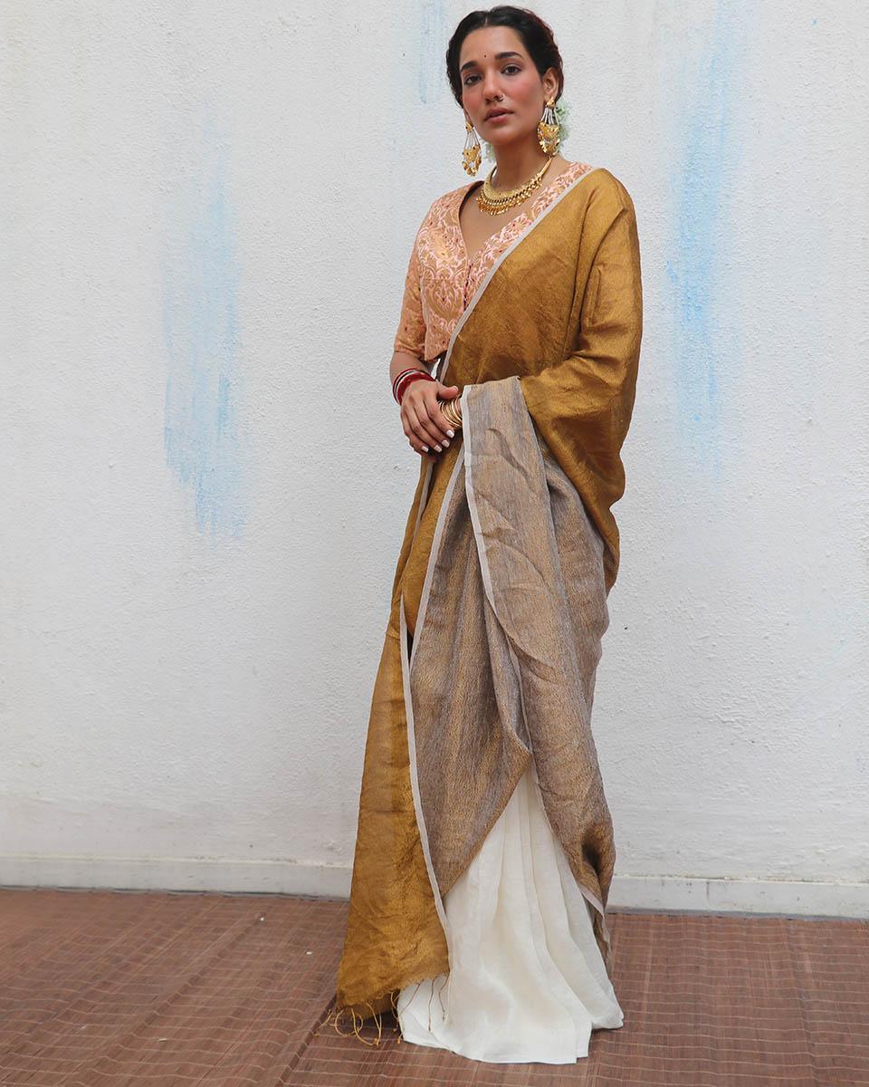 Udvita Handwoven Linen Zari Saree - Onam