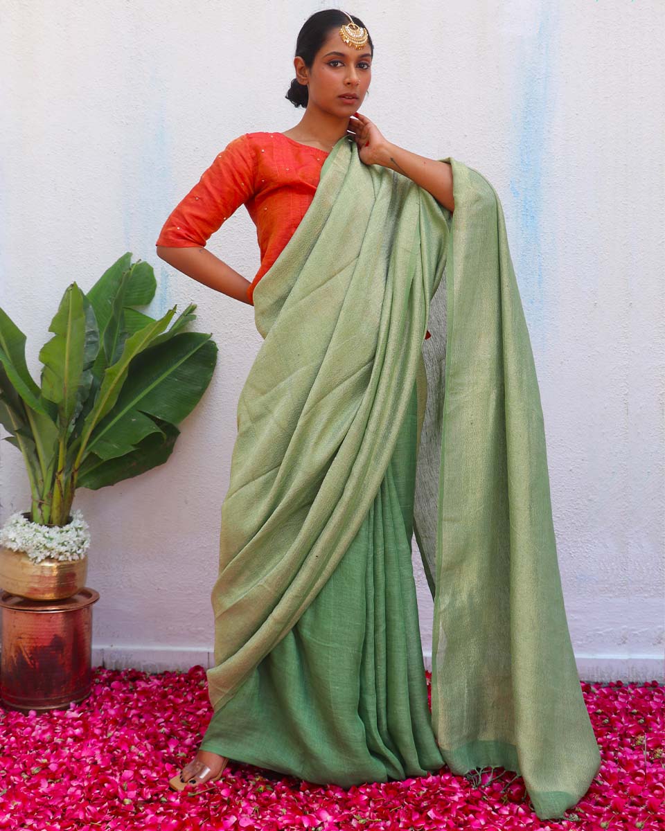 Ishya Handwoven Linen Zari Saree - Eknoor