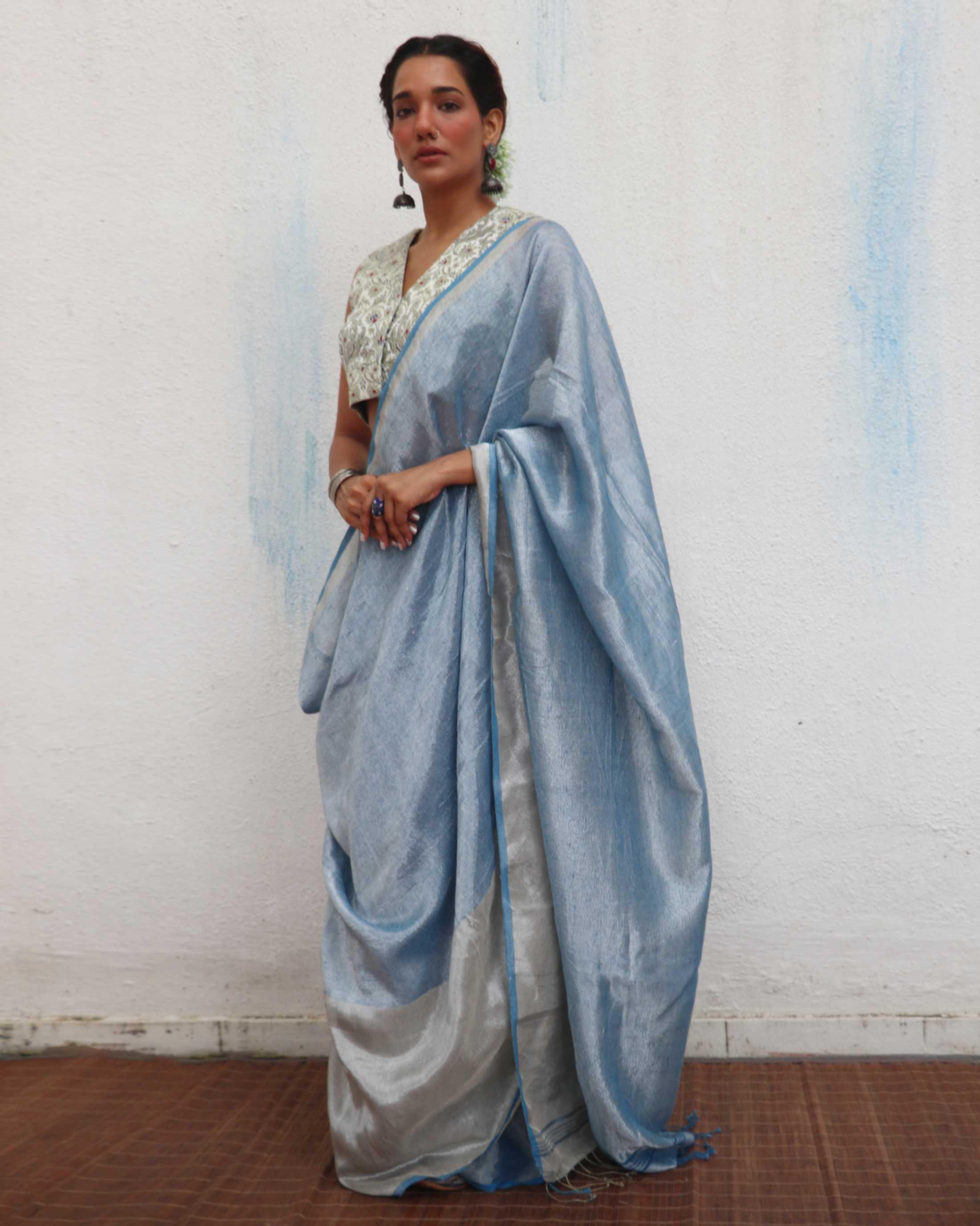 Mazha Handwoven Linen Zari Saree - Jheel