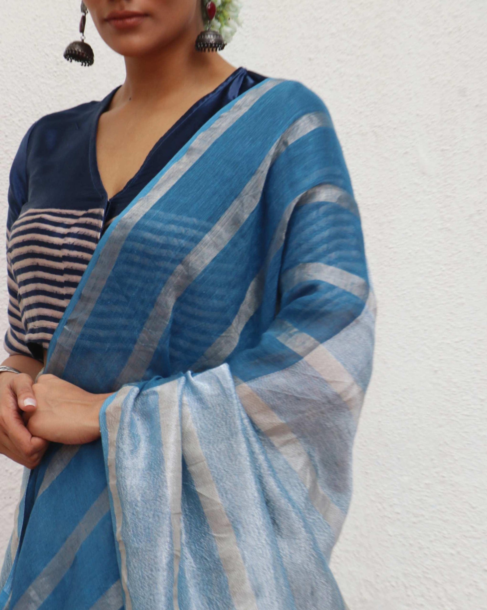 Bibha Orange Handwoven Linen Zari Saree - Eknoor