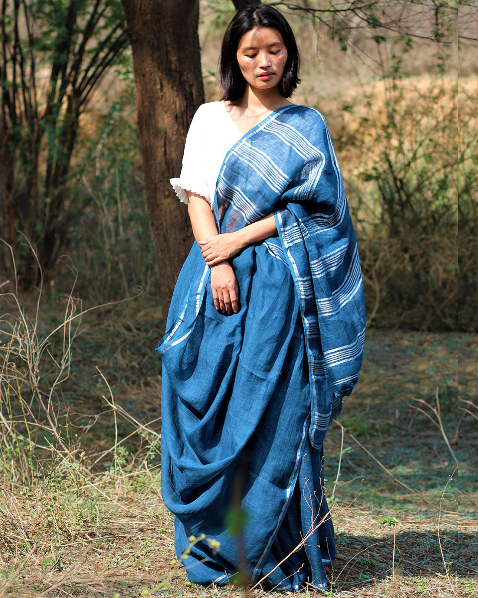 Nyala Handwoven And Hands-Spun Linen Zari Saree