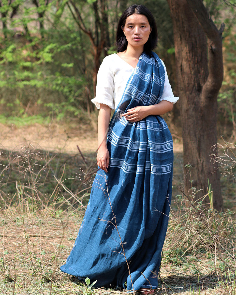 Nyala Handwoven And Hands-Spun Linen Zari Saree