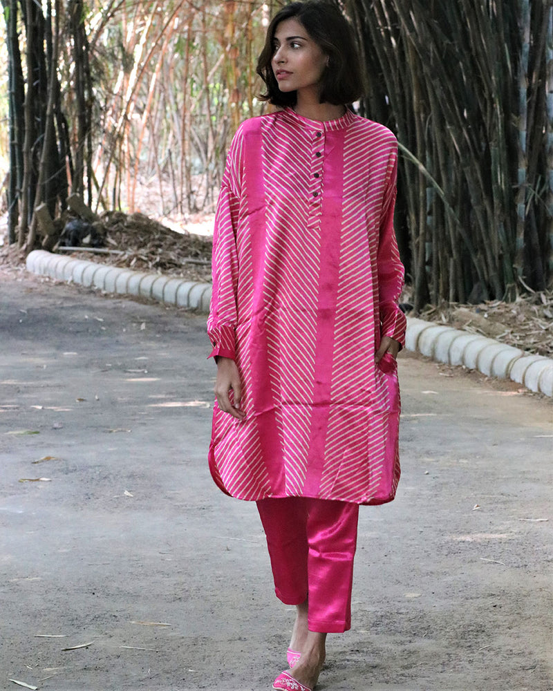Pink Blockprinted Mashru Silk Kurta Set Of 2
