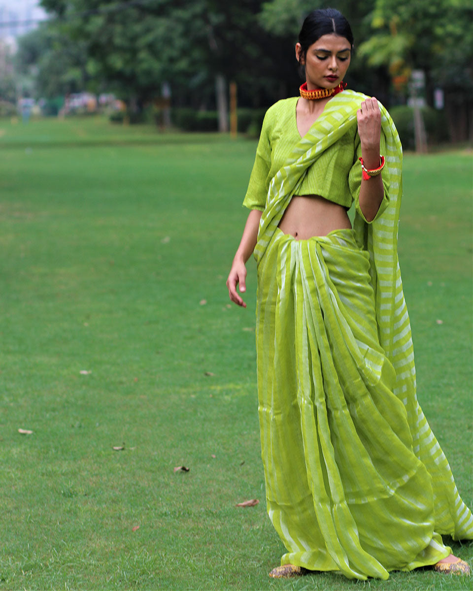 Vaatika Pure Handwoven Linen Saree - Bageecha