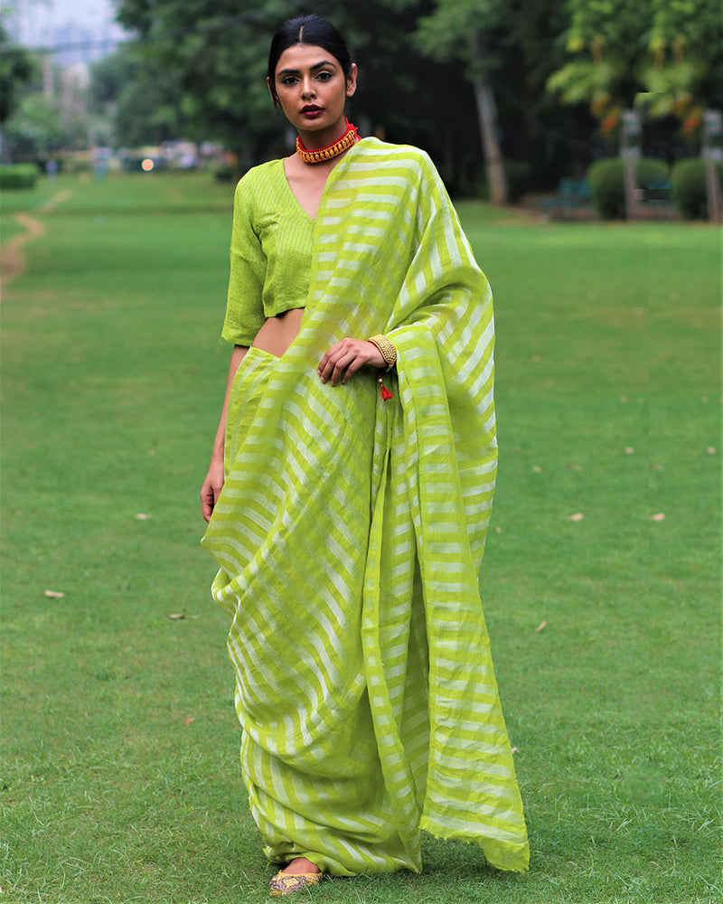 Vaatika Pure Handwoven Linen Saree - Bageecha