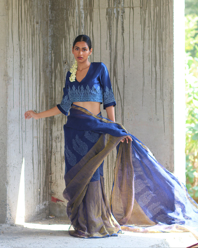 Buy Magenta Art Silk Zari Saree Festive Wear Online at Best Price | Cbazaar