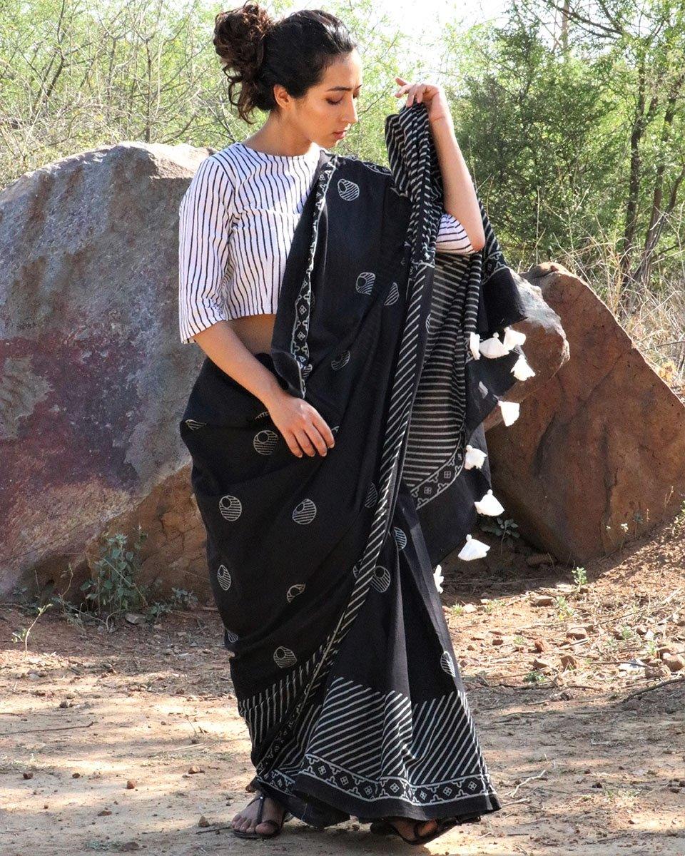 Black Cotton Saree | mul mul cotton saree | Cotton saree online | Black Saree Cotton | Chidiyaa