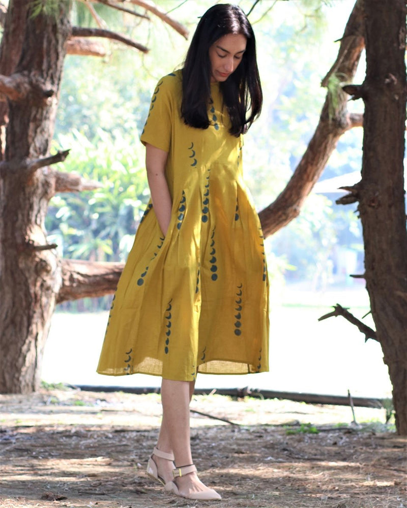 Buy Yellow Eclipse Blockprinted Cotton Dress | Bestseller – Chidiyaa