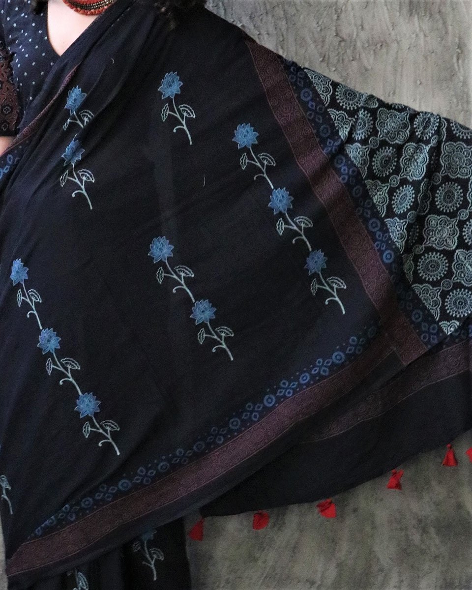 Cotton sarees | mul mul cotton saree | Cotton saree online | Cotton saree | Chidiyaa